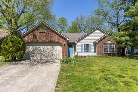 1153 Parklawn Dr, Lexington, KY 40517
