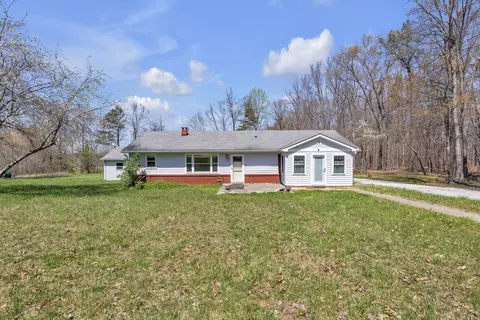 395 Lower Spruce Rd, Jeffersonville, KY 40337