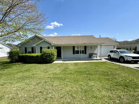 124 Kara Dr, Berea, KY 40403