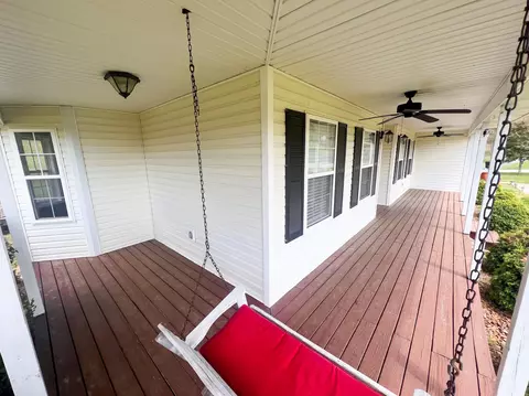 Exterior - 290 Vine View Dr, Corbin, KY 40701 photo 7 of 12