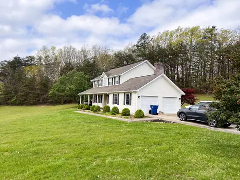 Exterior - 290 Vine View Dr, Corbin, KY 40701 photo 2 of 12