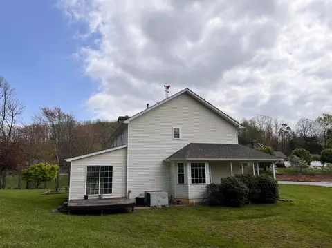 Exterior - 290 Vine View Dr, Corbin, KY 40701 photo 6 of 12
