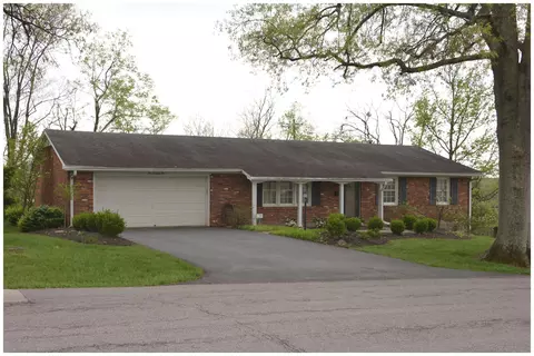 279 Leawood Dr, Frankfort, KY 40601
