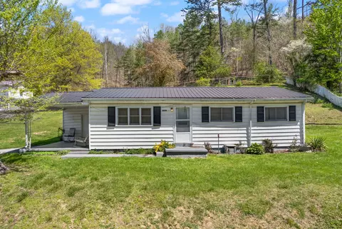 8394 Hwy 421, Manchester, KY 40962