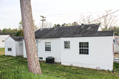6279 Us-421, Mckee, KY 40447 photo 7