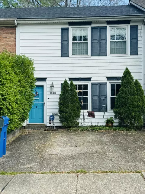 1512 Deer Lake Dr, Lexington, KY 40515