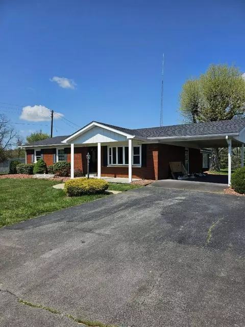144 Lakeway Dr, Russell Springs, KY 42642