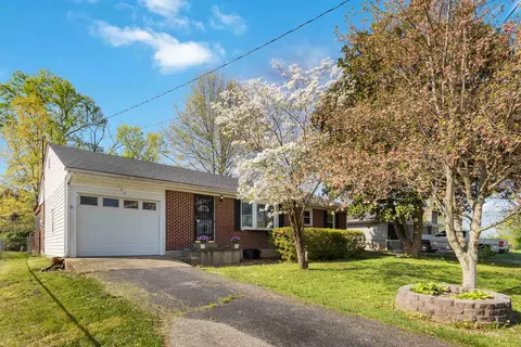 105 Windsor Dr, Richmond, KY 40475