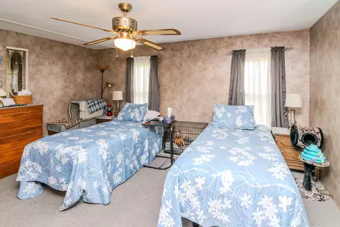Bedroom - 30 Ashland Ave, Winchester, KY 40391 photo 2 of 6