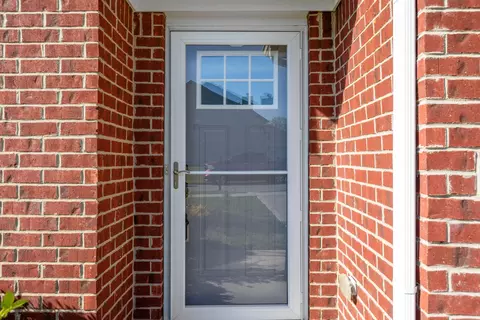 203 Kendall Dr, Georgetown, KY 40324 photo 2