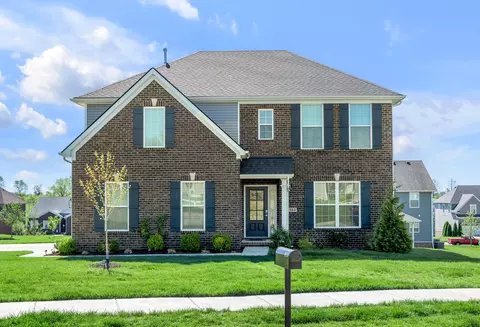 153 Silver Springs Way, Georgetown, KY 40324