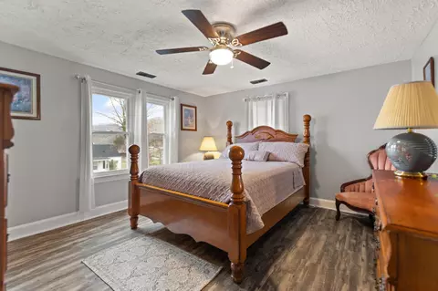 Bedroom - 39 Morris St, Stanton, KY 40380 photo 15 of 17