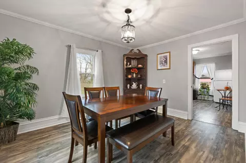 Dining - 39 Morris St, Stanton, KY 40380 photo 2 of 3