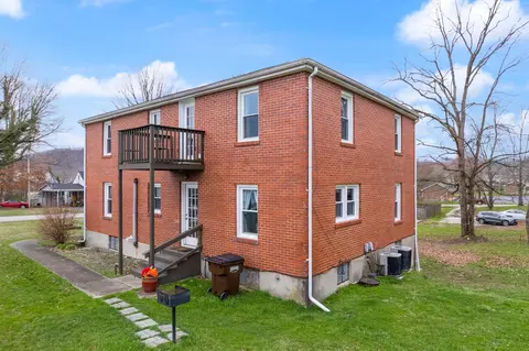 Exterior - 39 Morris St, Stanton, KY 40380 photo 5 of 12