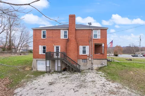 Exterior - 39 Morris St, Stanton, KY 40380 photo 9 of 12