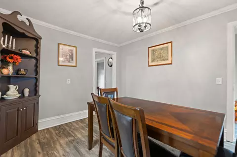 Dining - 39 Morris St, Stanton, KY 40380 photo 3 of 3