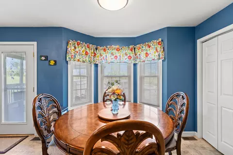 Dining - 256 Rolling Meadows Dr, Lancaster, KY 40444 photo 3 of 3