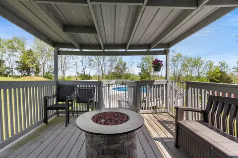 Exterior - 256 Rolling Meadows Dr, Lancaster, KY 40444 photo 4 of 12