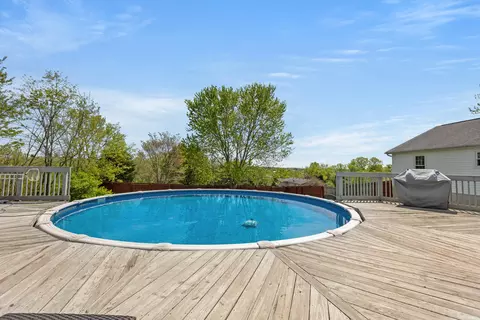 Exterior - 256 Rolling Meadows Dr, Lancaster, KY 40444 photo 6 of 12