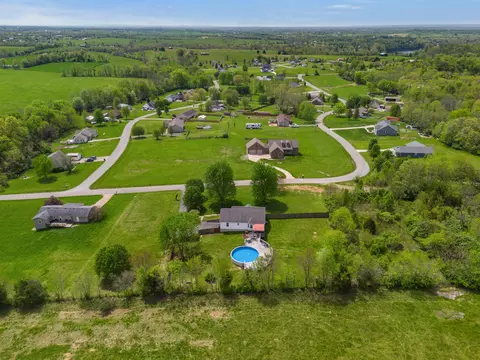 View/Area - 256 Rolling Meadows Dr, Lancaster, KY 40444 photo 3 of 4