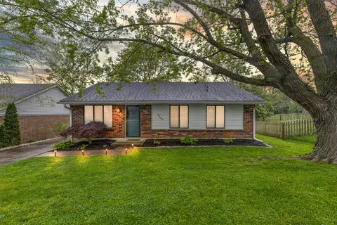 3405 Featheridge Dr, Lexington, KY 40515