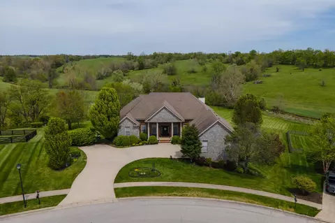 2045 Indigo Dr, Richmond, KY 40475
