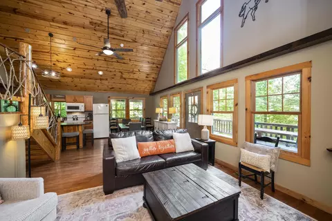 233 Platinum Dr, Slade, KY 40376 photo 24