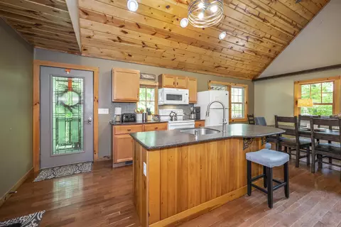 233 Platinum Dr, Slade, KY 40376 photo 14