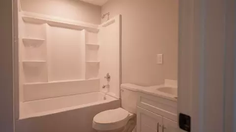 Bath - 166 Maple St, Stanton, KY 40380 photo 1 of 3