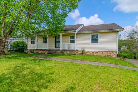 2009 Clemens Ct, Lexington, KY 40514