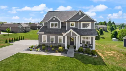 29 Rugged Peak Ridge Dr, Somerset, KY 42503