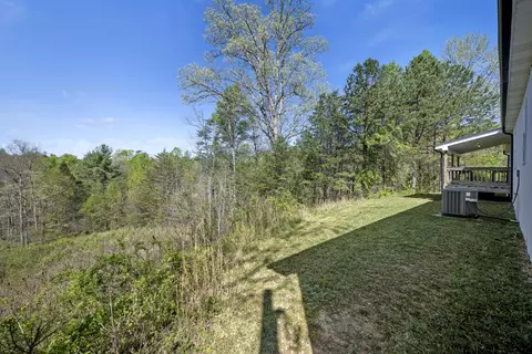 1598 Sandy Ridge Rd, Campton, KY 41301 photo 4