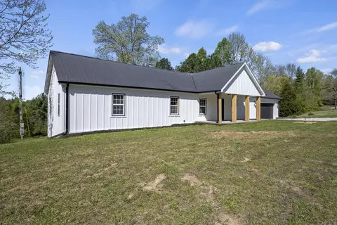 1598 Sandy Ridge Rd, Campton, KY 41301 photo 3