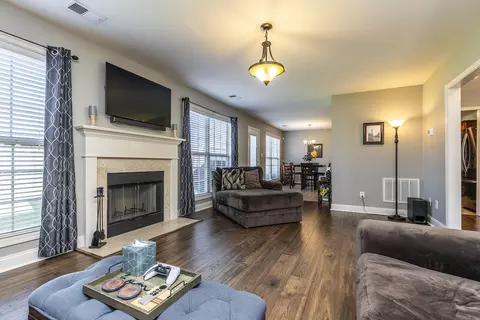 Living - 104 Brahms Ct, Georgetown, KY 40324 photo 3 of 3