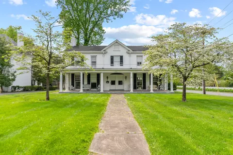 251 N 3rd St, Danville, KY 40422