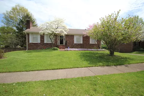 3273 Yellowstone Pkwy, Lexington, KY 40517
