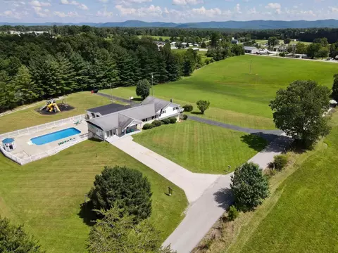 View/Area - 128 Baltimore Ln, Pine Knot, KY 42635 photo 1 of 7