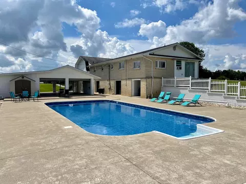 Exterior - 128 Baltimore Ln, Pine Knot, KY 42635 photo 14 of 25