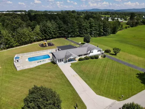 View/Area - 128 Baltimore Ln, Pine Knot, KY 42635 photo 3 of 7