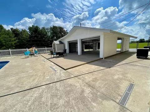 Exterior - 128 Baltimore Ln, Pine Knot, KY 42635 photo 13 of 25