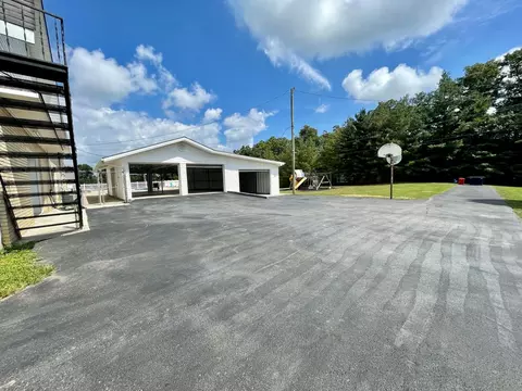 Exterior - 128 Baltimore Ln, Pine Knot, KY 42635 photo 12 of 25