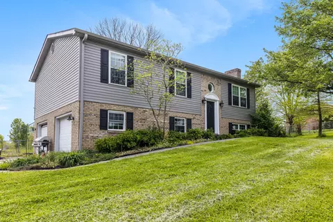 919 Boone Trail Rd, Richmond, KY 40475