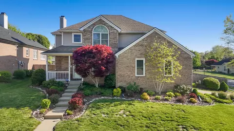 4616 Forest Lake Cir, Lexington, KY 40515