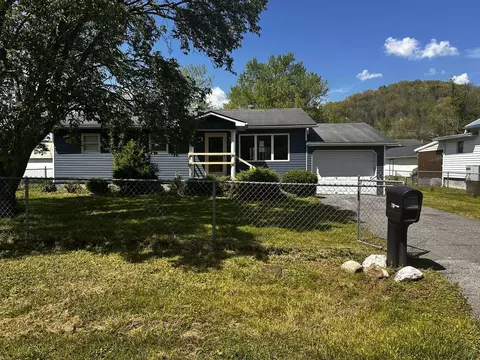 215 Armadale Ave, Middlesboro, KY 40965