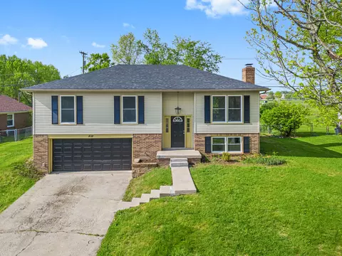 408 Quail Run Road Rd, Versailles, KY 40383