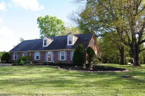 110 Craigmoor Est Dr, Georgetown, KY 40324