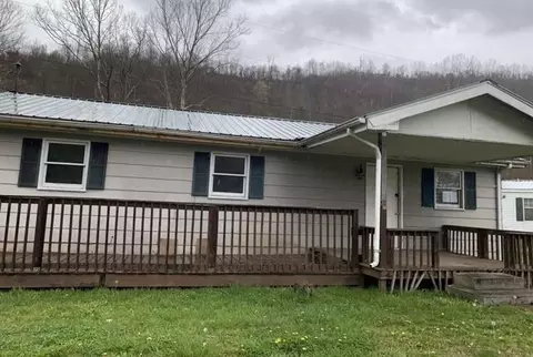 2547 Ky Rt 825, Hager Hill, KY 41222
