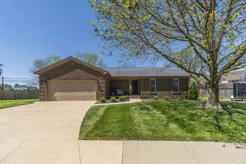 852 Eagle Crest Dr, Versailles, KY 40383