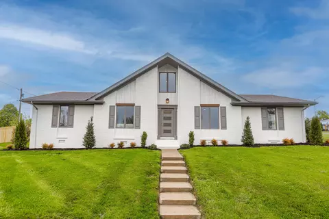 201 Hickory Hill Dr, Nicholasville, KY 40356