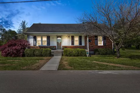 124 Sunny Ln, Mount Sterling, KY 40353